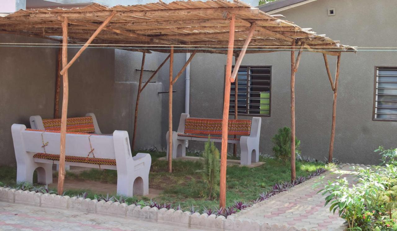 Akwa Guesthouse Cotonou Exterior photo