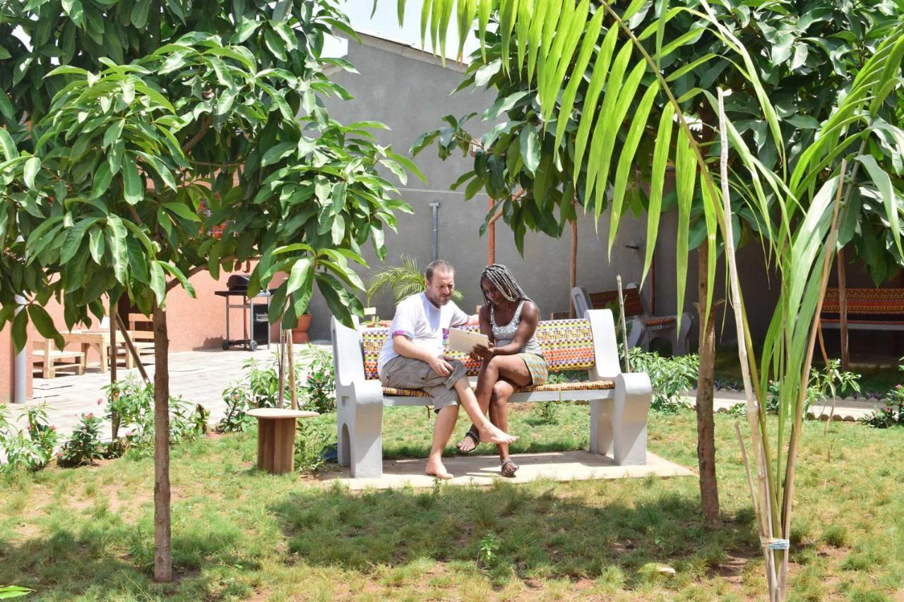 Akwa Guesthouse Cotonou Exterior photo