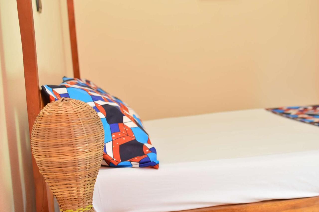 Akwa Guesthouse Cotonou Exterior photo