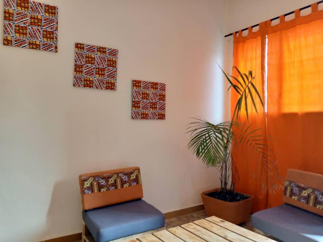 Akwa Guesthouse Cotonou Exterior photo