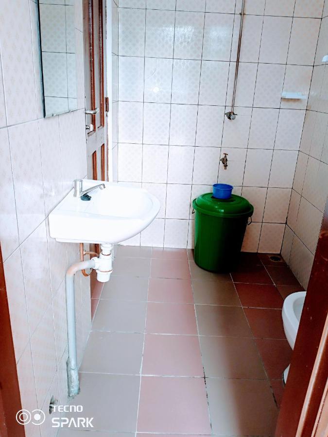 Akwa Guesthouse Cotonou Exterior photo